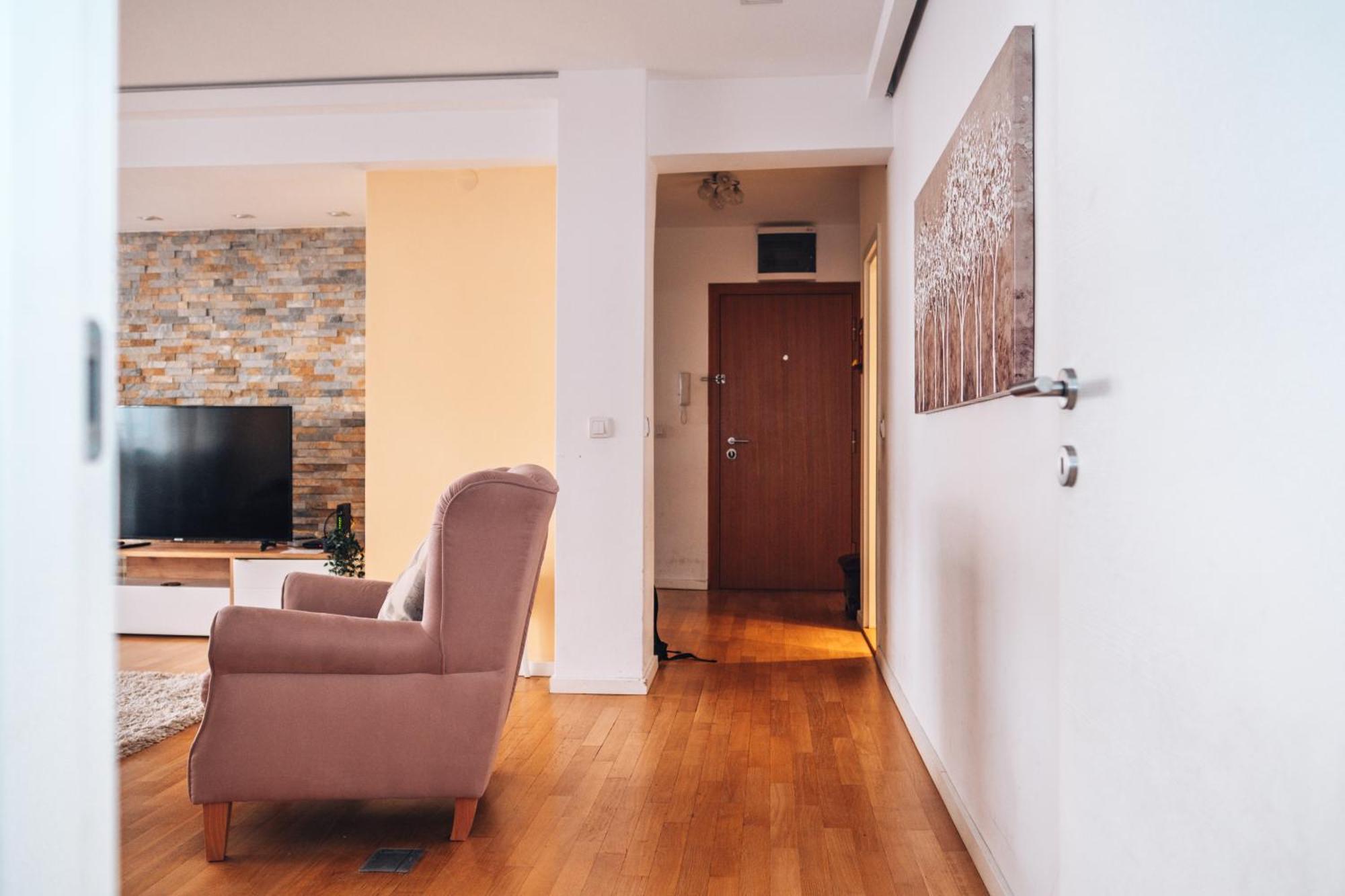 Crown Central Three Bedroom Apartment بلغراد المظهر الخارجي الصورة