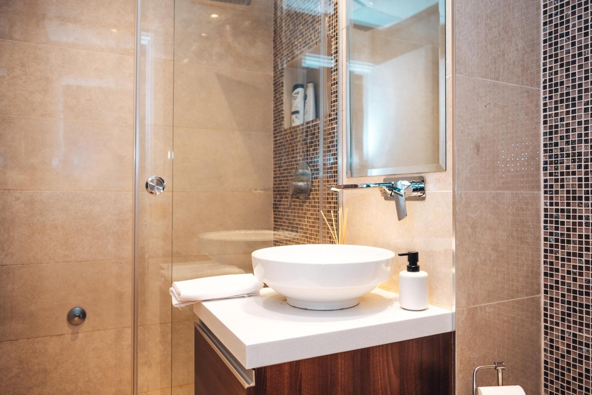 Crown Central Three Bedroom Apartment بلغراد المظهر الخارجي الصورة