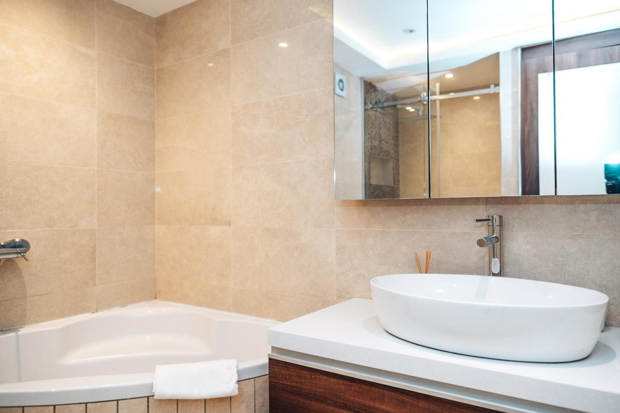 Crown Central Three Bedroom Apartment بلغراد المظهر الخارجي الصورة