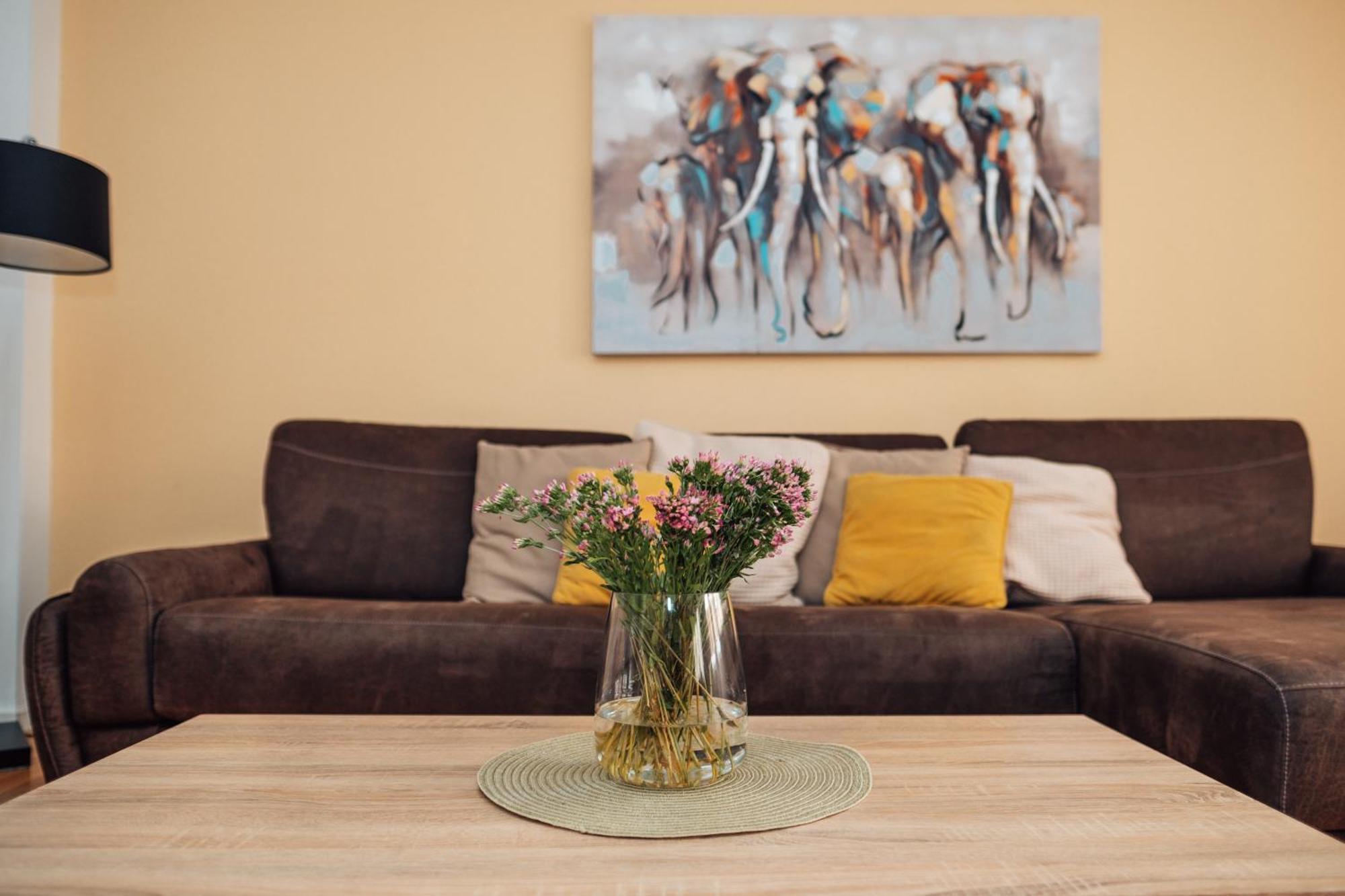 Crown Central Three Bedroom Apartment بلغراد المظهر الخارجي الصورة